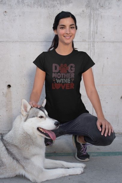 Dog Mom Wine Lover – Rhinestone Design