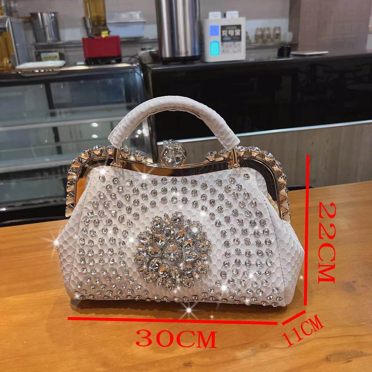 Luxury Large Capacity Diamond Inlaid Cross Body Handbag for women