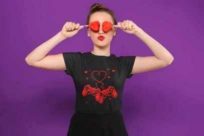 Video Game Controller Wires in a Heart Graphic Design T-Shirt – Blingdazzel