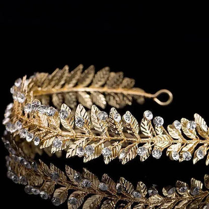 Women's Silver-plated Rhinestone Alloy Crown Tiara